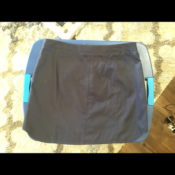 BCBG MAXAZRIA skirt NWT - Picture 3 of 3